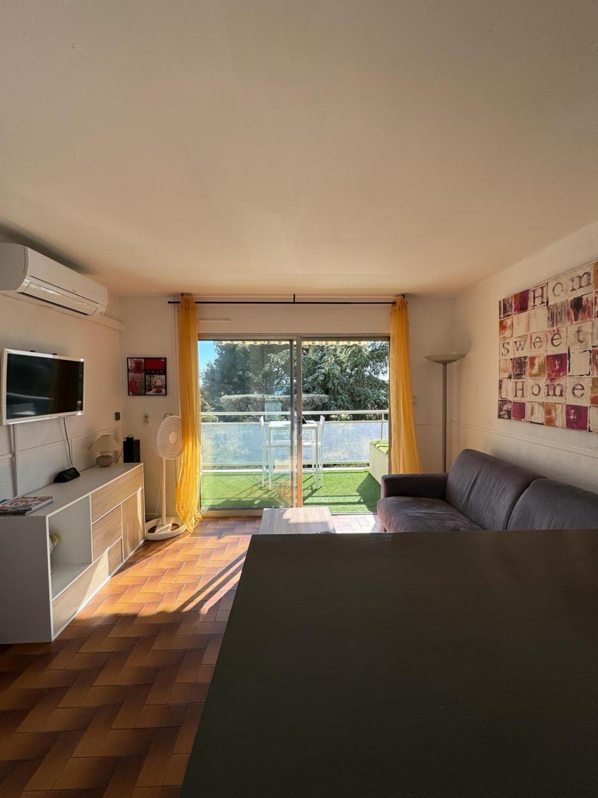 Beau Studio Climatise Face A La Mer La Ciotat Luaran gambar