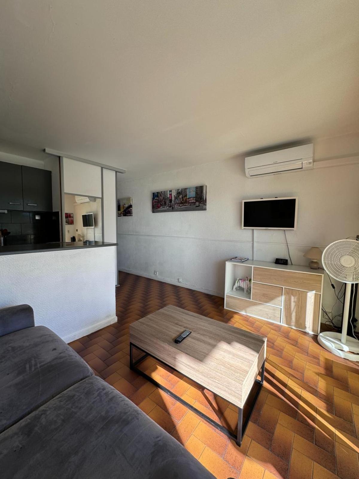Beau Studio Climatise Face A La Mer La Ciotat Luaran gambar